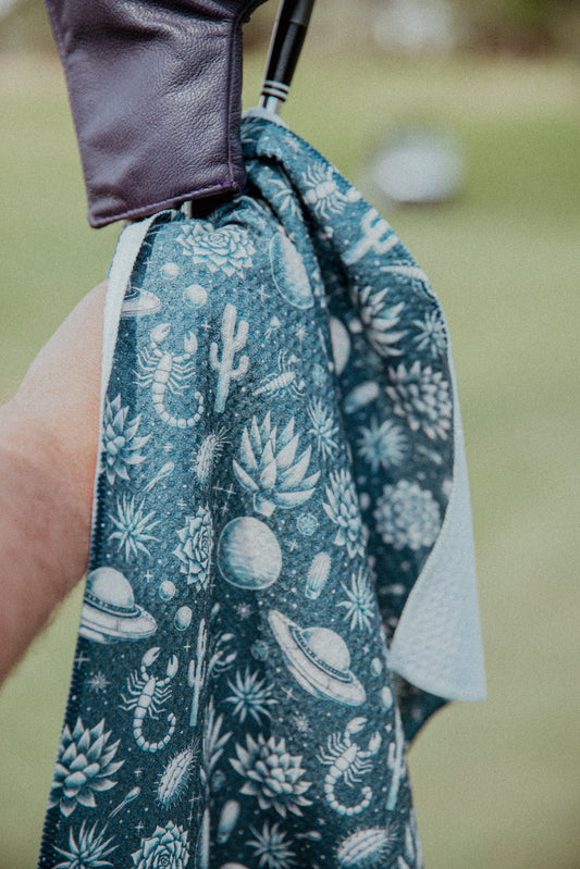 Scorpion Abduction: Unidentified Golf Towel